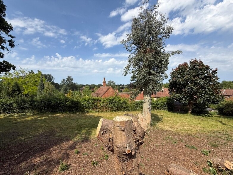 33 Church St, Bawburgh for sale - Building Photo - Image 2 of 6