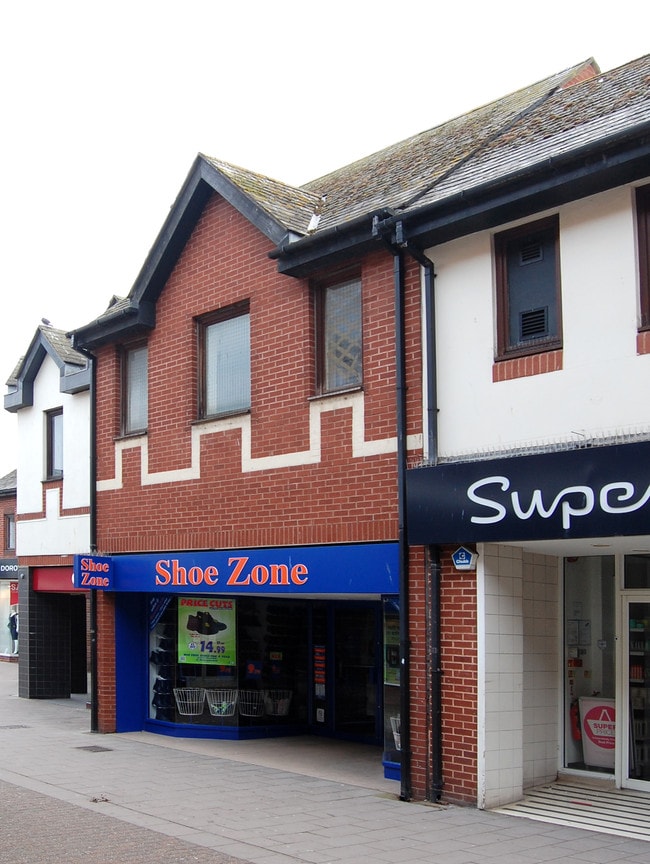 More details for 32-34 Chapel St, Exmouth - Retail to Rent