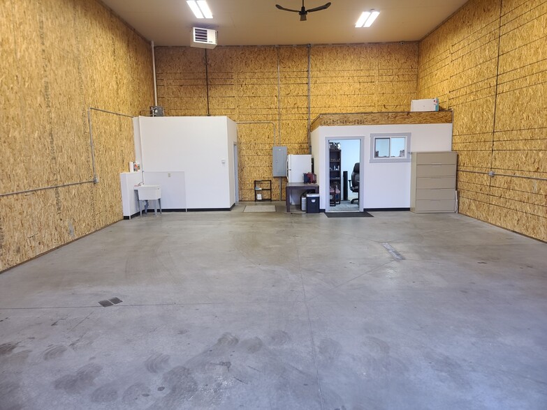 204 S Washington Ave, Laurel, MT for rent - Building Photo - Image 2 of 20