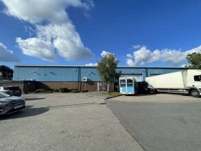 Shadowmoss Rd, Manchester to rent Building Photo- Image 1 of 5