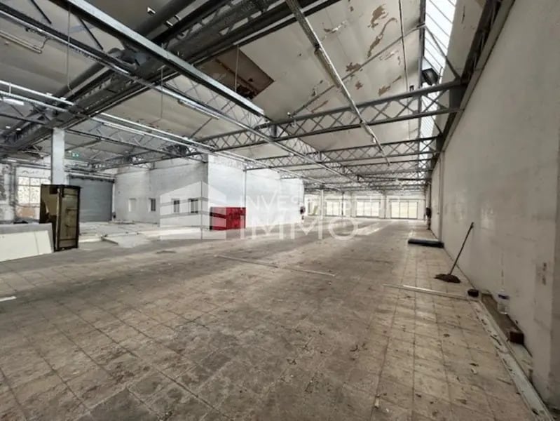 Light Industrial in Bobigny to rent Interior Photo- Image 1 of 4