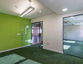 Crimon Pl, Aberdeen to rent Interior Photo- Image 2 of 3