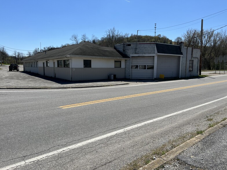 11472 N Main Street Ext, Glen Rock, PA for sale - Building Photo - Image 1 of 1