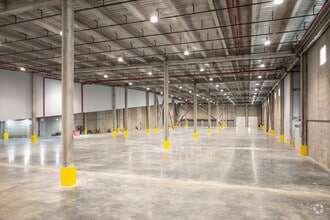 28-10 Whitestone Expy, Queens, NY to rent Interior Photo- Image 2 of 10