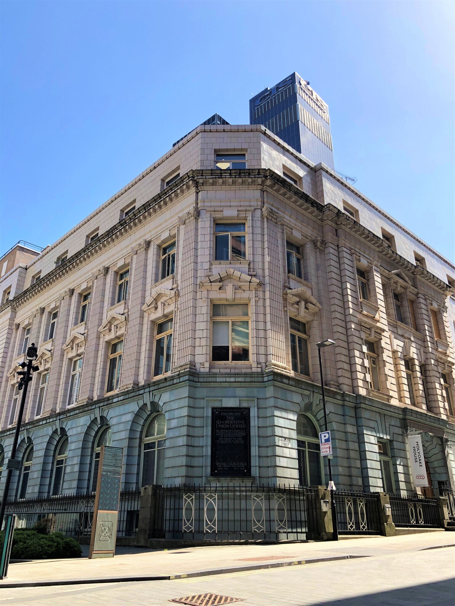 Hanover St, Manchester to rent Building Photo- Image 1 of 4