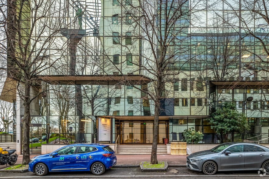 122 Rue Edouard Vaillant, Levallois-Perret to rent - Building Photo - Image 3 of 4