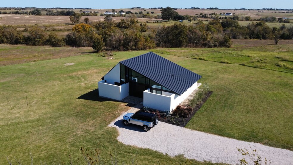 1905 Century Farms rd, Burton, TX for sale - Building Photo - Image 2 of 19