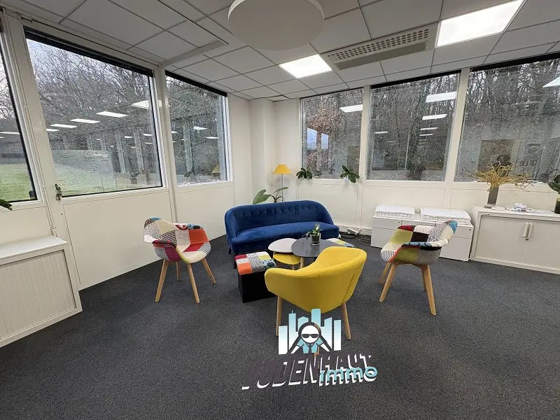 Office in Colomiers to rent Building Photo- Image 1 of 10