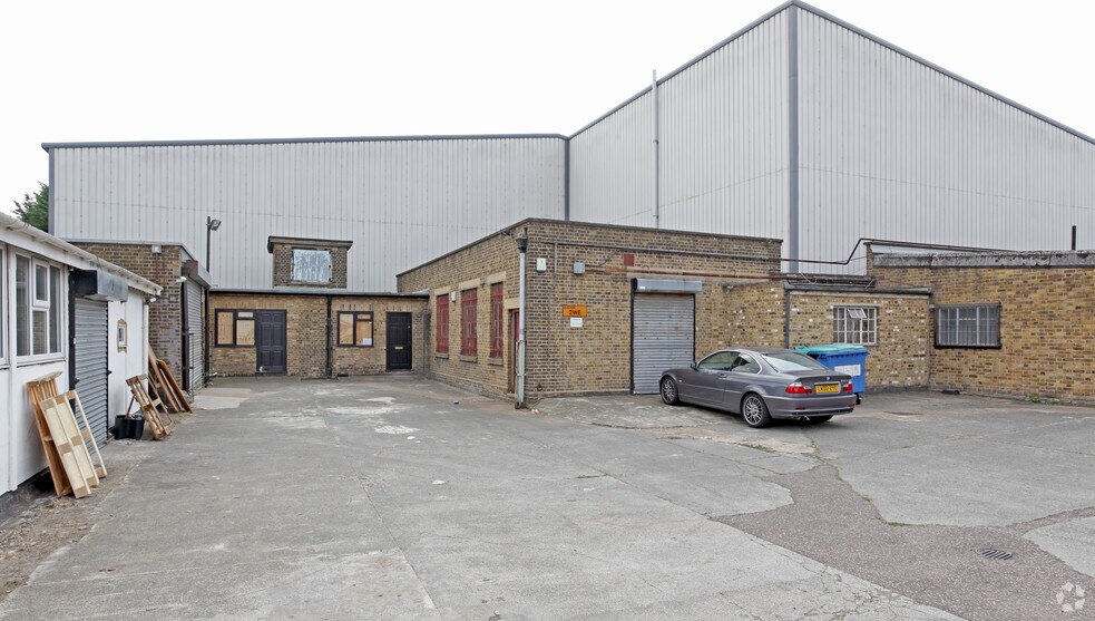 Warspite Rd, London SE18 5NX UK