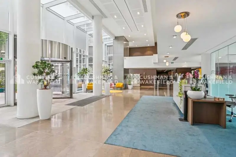 23 Rue François Jacob, Rueil-Malmaison to rent Interior Photo- Image 1 of 13