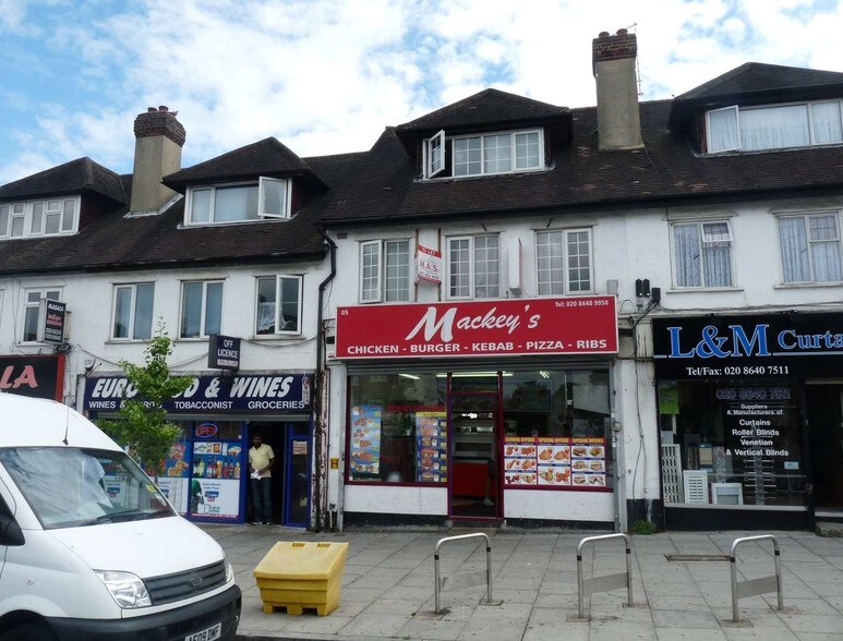 5 Bishopsford Rd, Morden for sale - Primary Photo - Image 1 of 2