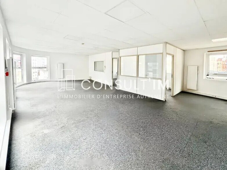 Office in Boulogne-Billancourt to rent - Interior Photo - Image 1 of 7