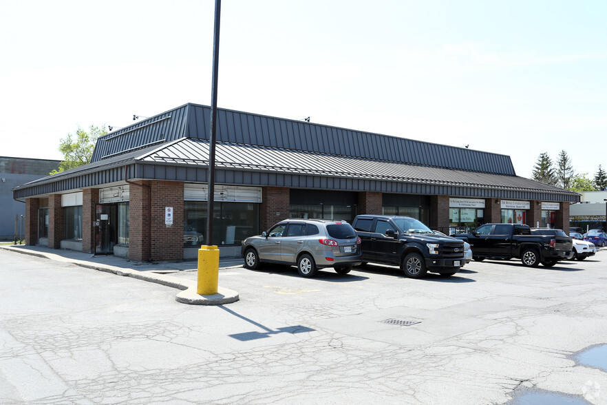 1940 Bank St, Ottawa, ON for rent - Primary Photo - Image 1 of 2