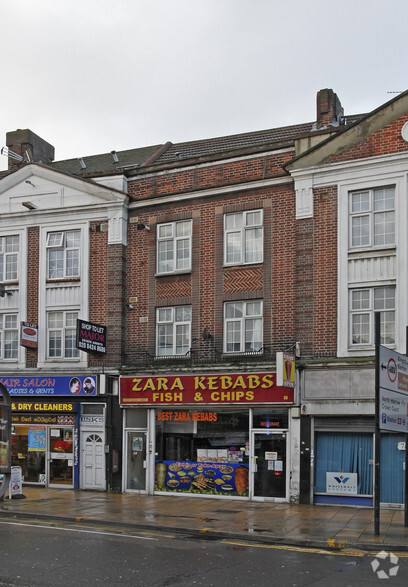 High St, Harrow for rent - Primary Photo - Image 1 of 2