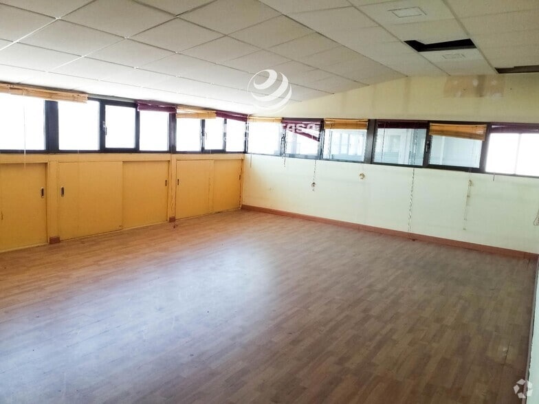 Industrial in Rivas-Vaciamadrid, Madrid to rent - Building Photo - Image 3 of 7