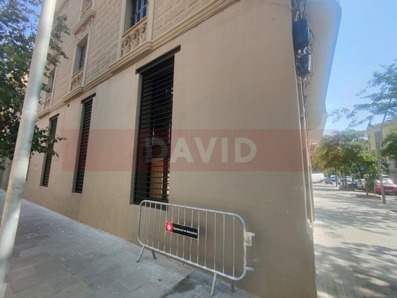 Retail in Barcelona, Barcelona to rent - Building Photo - Image 3 of 6
