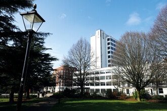 1-4 Cumberland Pl, Southampton to rent Interior Photo- Image 2 of 26