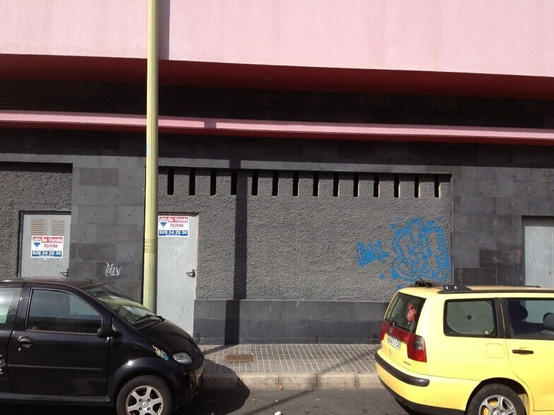Retail in Las Palmas de Gran Canaria, Las Palmas for sale - Building Photo - Image 1 of 6