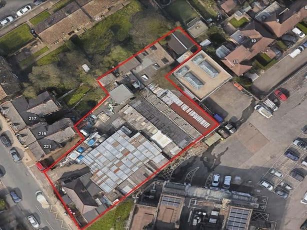 221-225 Long Ln, London to rent Primary Photo- Image 1 of 3