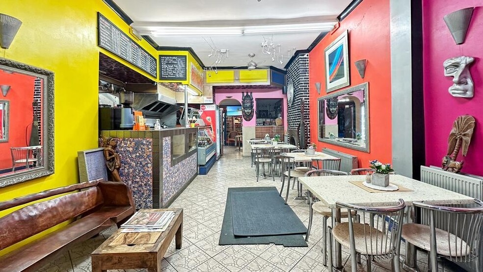 39 Station Rd, London for sale - Building Photo - Image 2 of 7