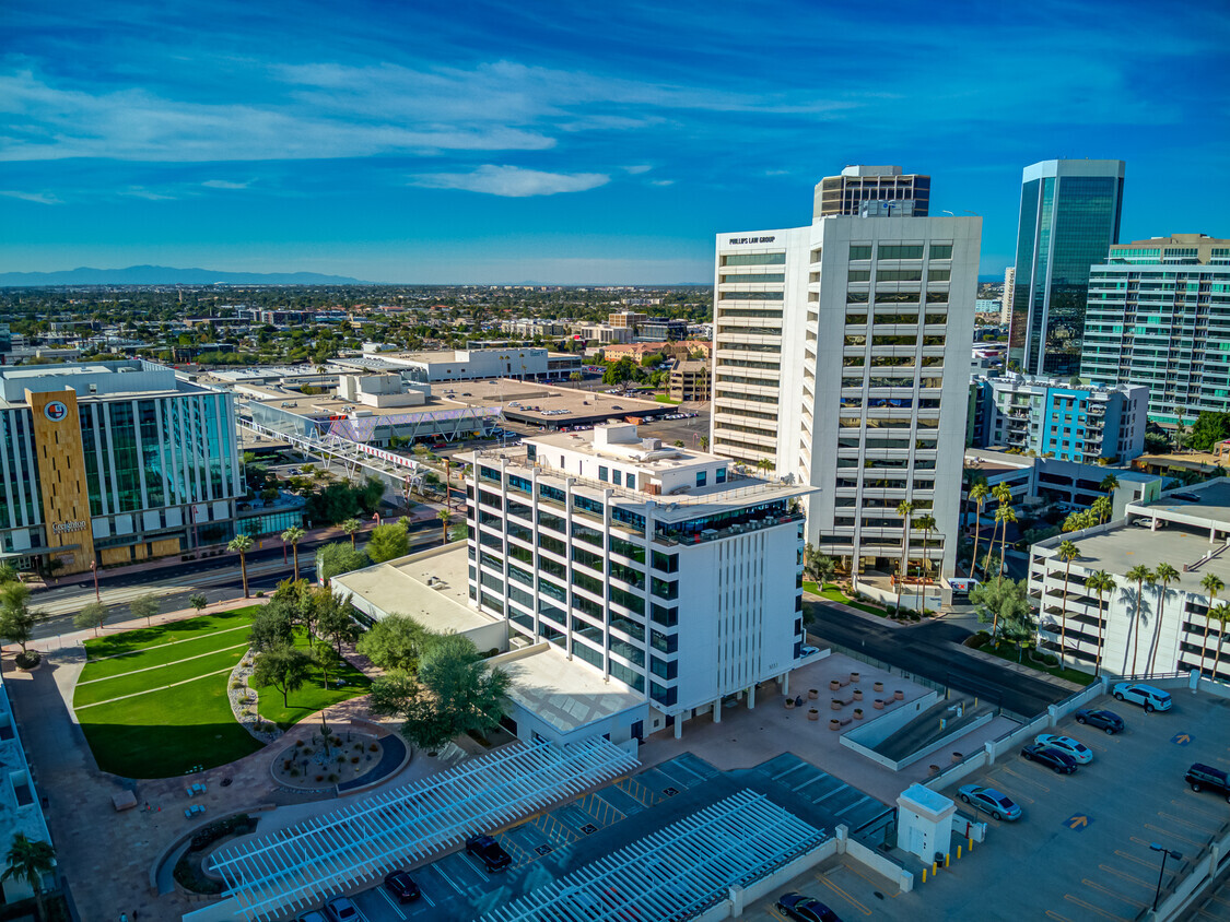 3033 N Central Ave, Phoenix, AZ for sale Primary Photo- Image 1 of 81