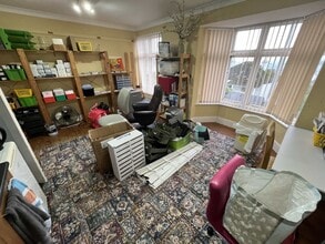 Chy An Gweal, St Ives to rent Interior Photo- Image 2 of 3