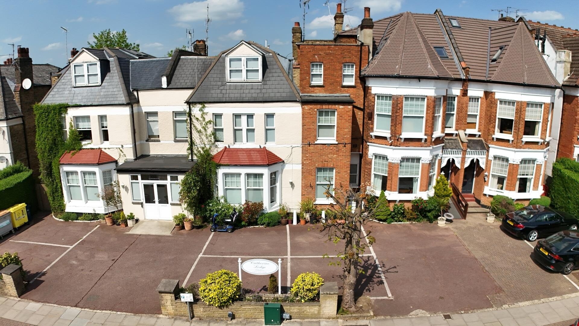 36-42 Woodside Park Rd, London for sale Primary Photo- Image 1 of 1