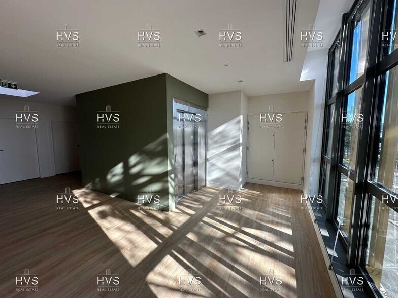 230 Rue Frédéric Joliot Curie, Aix-en-Provence for sale - Building Photo - Image 2 of 10