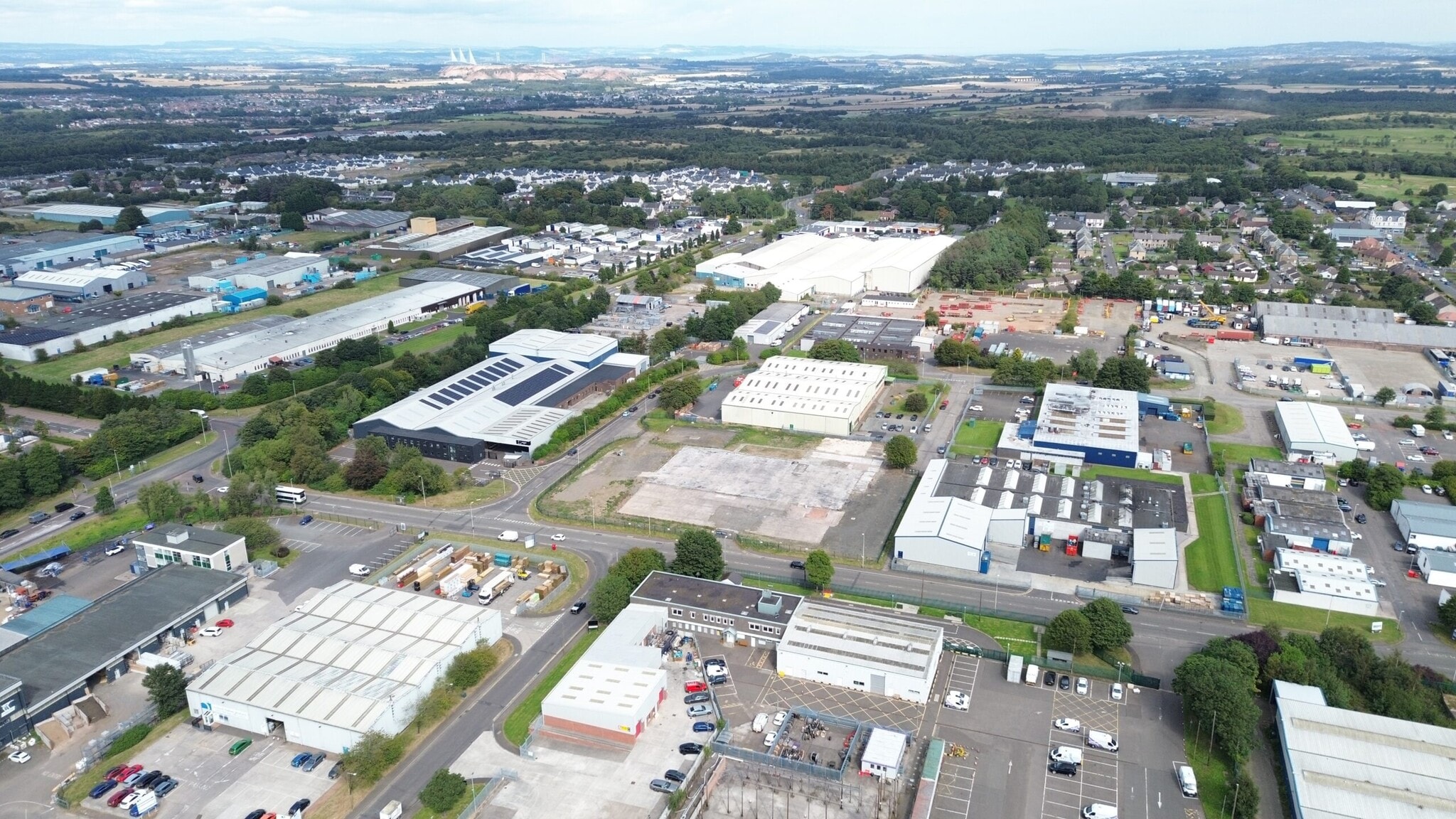 5D Grange Rd, Livingston to rent Primary Photo- Image 1 of 4