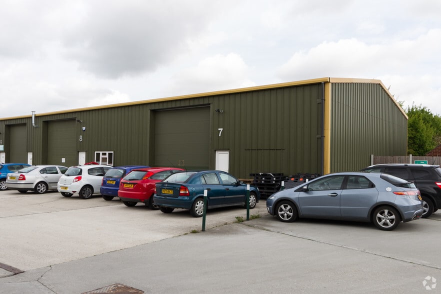 Main Rd, Great Leighs to rent - Building Photo - Image 2 of 4