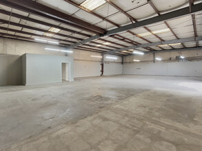 2565 Government Blvd, Mobile, AL for rent Building Photo- Image 1 of 9