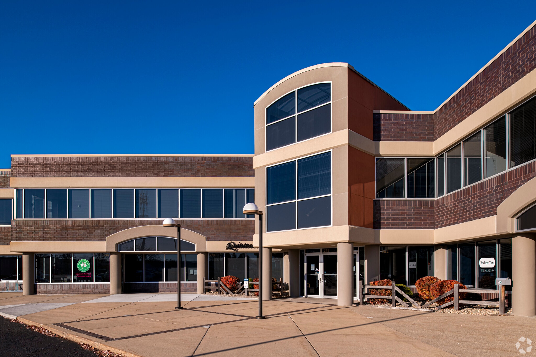 258 Corporate Dr, Madison, WI to rent Building Photo- Image 1 of 14