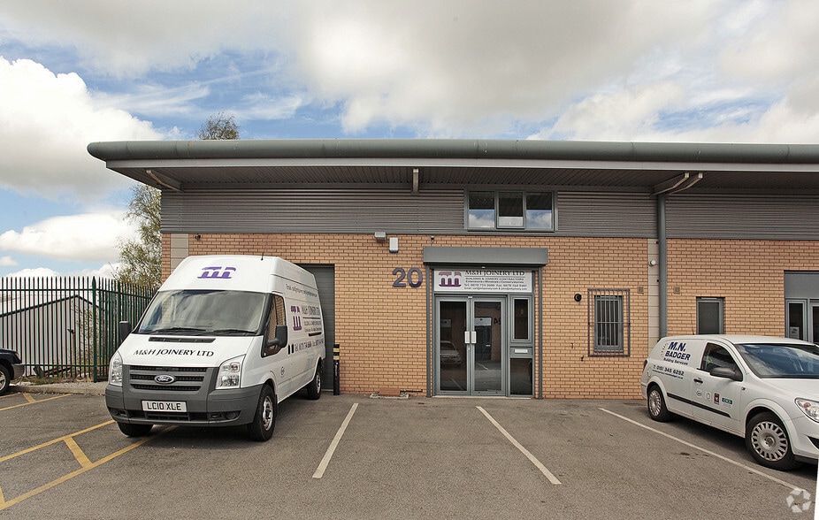 Sinclair Way, Prescot to rent - Building Photo - Image 3 of 13