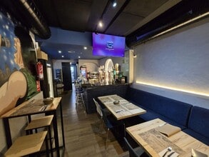 Retail in Barcelona, Barcelona to rent Interior Photo- Image 1 of 9