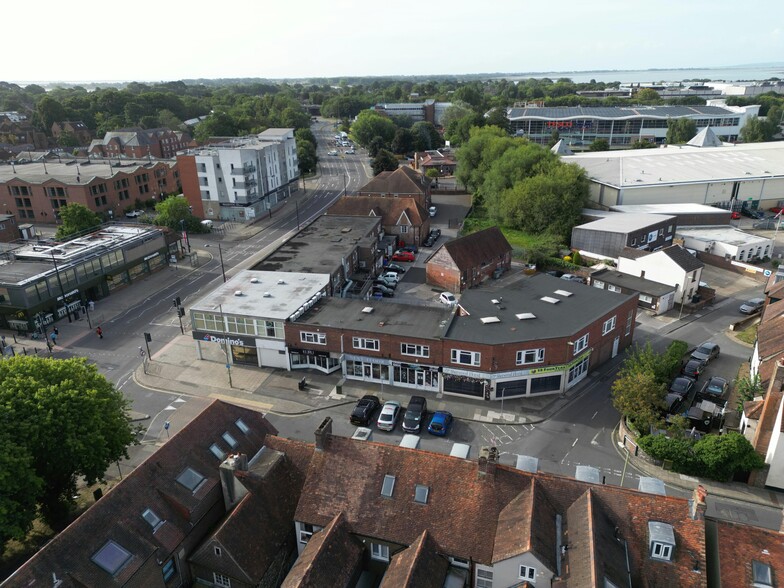 Park Road South portfolio of 4 properties for sale on LoopNet.co.uk - Building Photo - Image 3 of 8