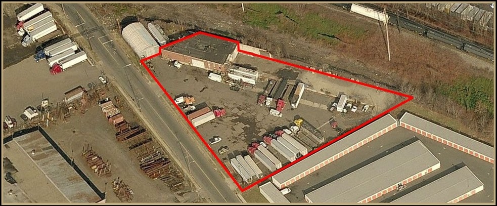 2335 Wheatsheaf Ln, Philadelphia, PA for sale - Primary Photo - Image 1 of 1