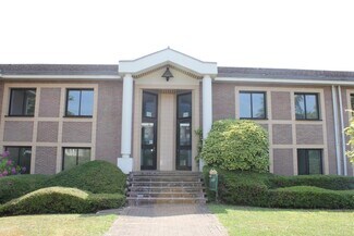 More details for 150-158 Avenue Joseph Kessel, Voisins-le-Bretonneux - Office, Light Industrial to Rent