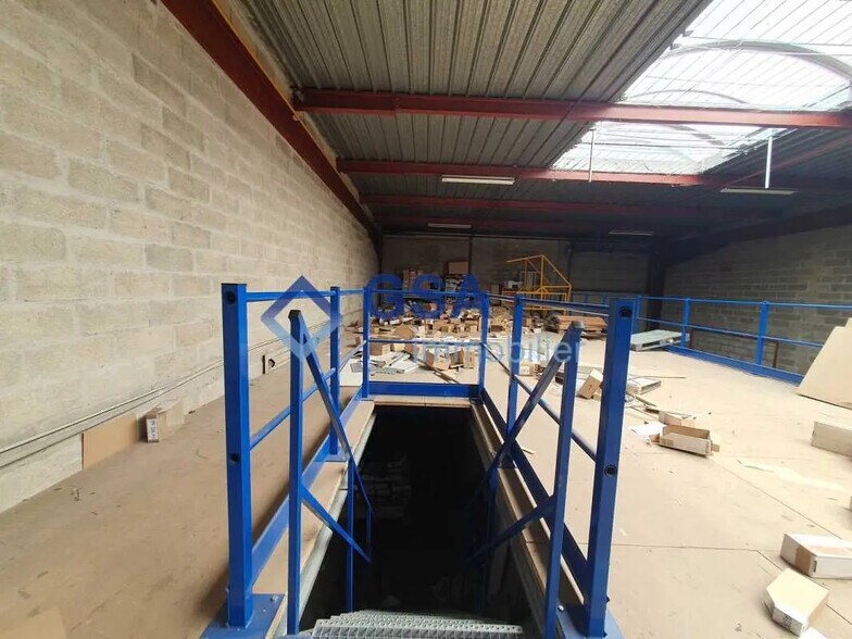 Office in Bondoufle to rent - Interior Photo - Image 3 of 11