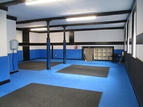 Eastwood St, Bradford to rent Interior Photo- Image 2 of 5