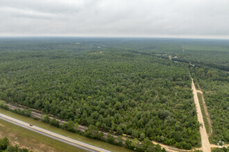 123 Wildwood Lakes Dr, DeFuniak Springs, FL for sale Primary Photo- Image 1 of 14