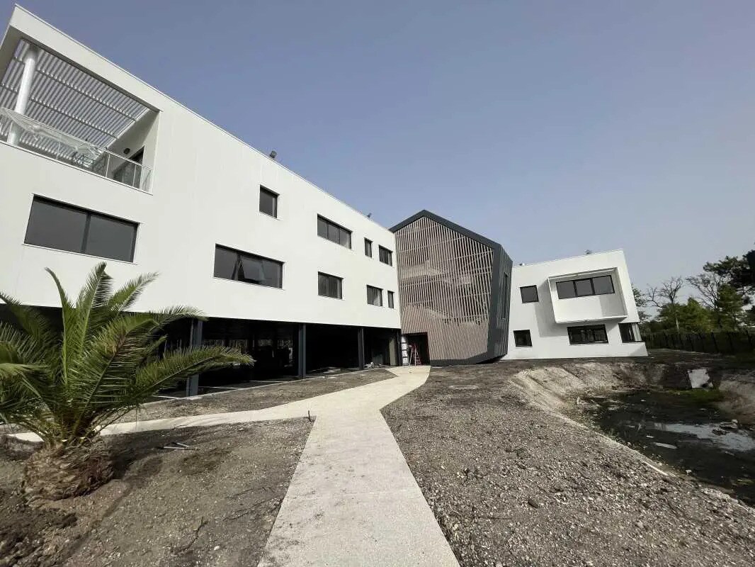 Office in Mérignac to rent Building Photo- Image 1 of 6