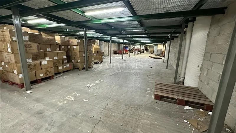 Light Industrial in Bagnolet to rent - Building Photo - Image 3 of 8