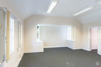 1229-1235 Stratford Rd, Birmingham to rent Interior Photo- Image 2 of 5