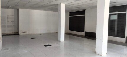 Retail in Canovelles, Barcelona to rent Interior Photo- Image 2 of 7