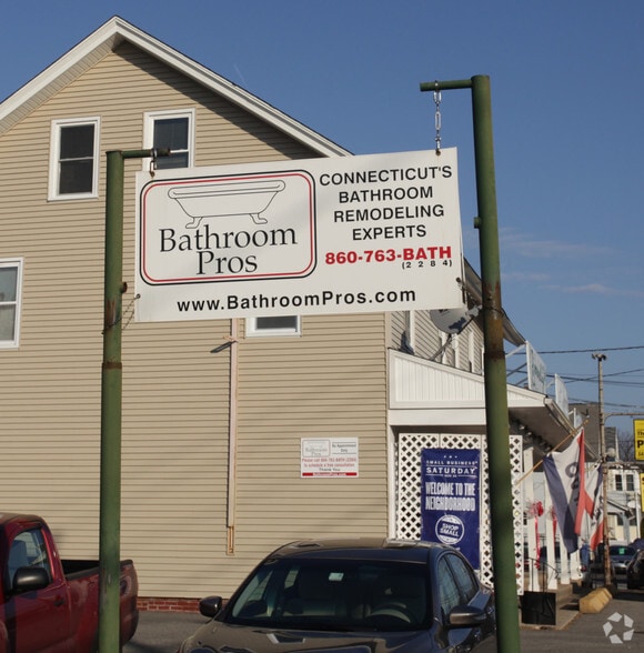 111 Main St, Somers, CT to rent - Building Photo - Image 3 of 3