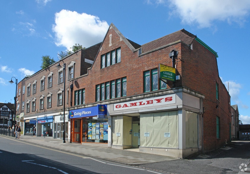 810 London Rd, East Grinstead, RH19 1AG UK