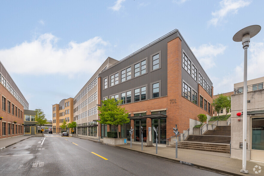 701 N 34th St, Seattle, WA for rent - Building Photo - Image 1 of 8