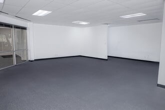 15603 Kuykendahl Rd, Houston, TX to rent Interior Photo- Image 1 of 3