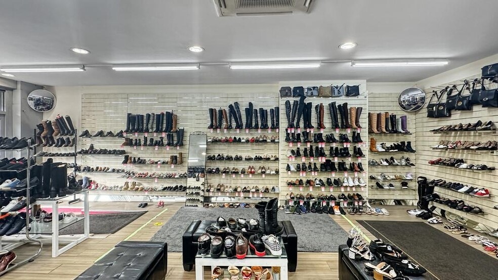 20 Craven Park Rd, London to rent - Interior Photo - Image 3 of 15