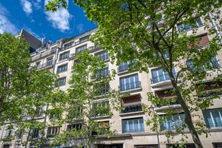 More details for 15 Boulevard Flandrin, Paris - Office to Rent